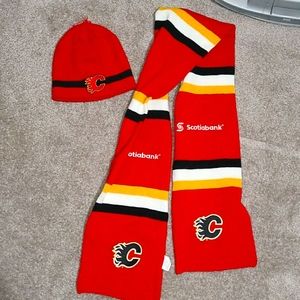 CALGARY FLAMES toque&scarf